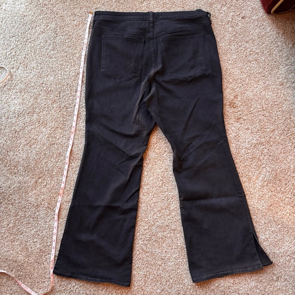 MADEWELL Plus Skinny Flare Jeans in Bellhaven Wash: Slit-Hem Edition Size: 18W - Picture 6 of 11